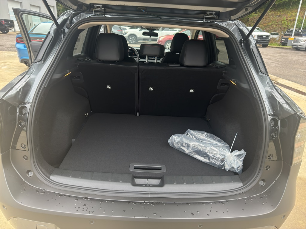 2026 Nissan KICKS SR - Photo 24