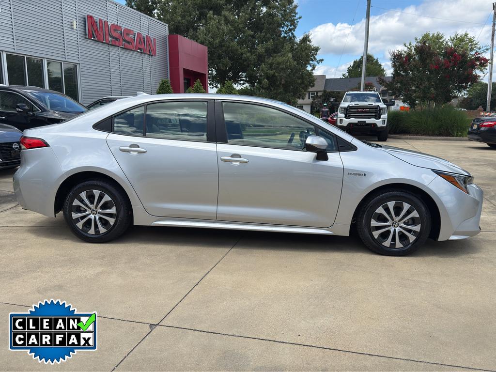Used 2021 Toyota Corolla LE with VIN JTDEAMDE5MJ022687 for sale in Gadsden, AL