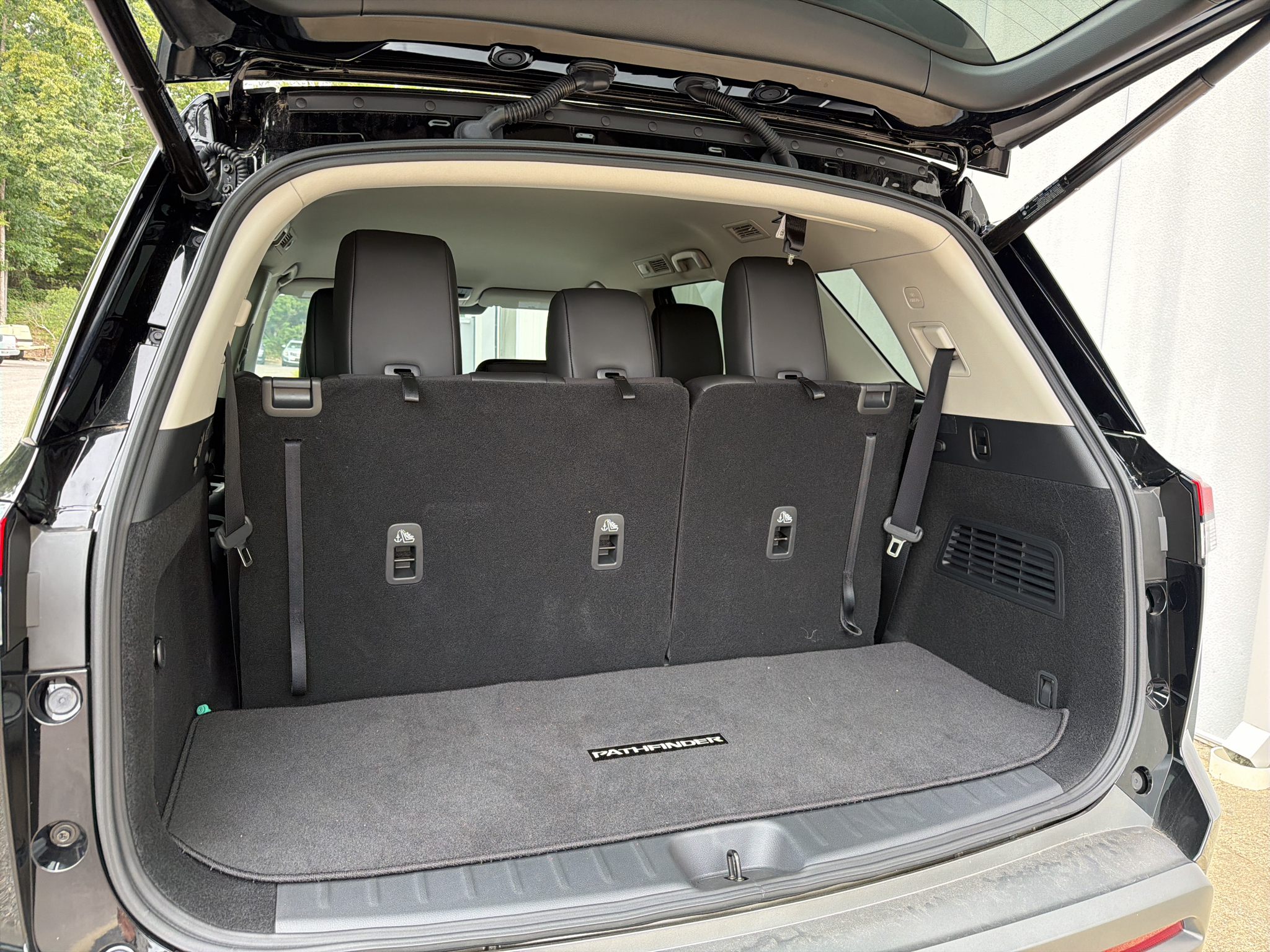 2026 Nissan Pathfinder SL - Photo 16
