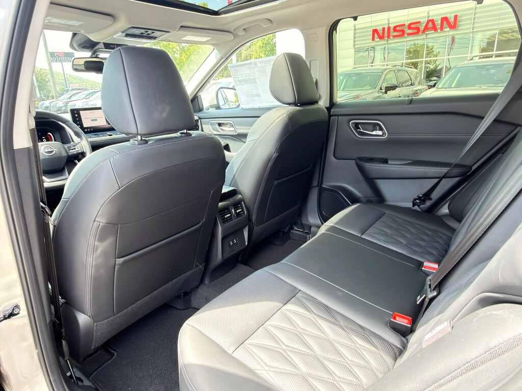 2026 Nissan Rogue Platinum - Photo 21