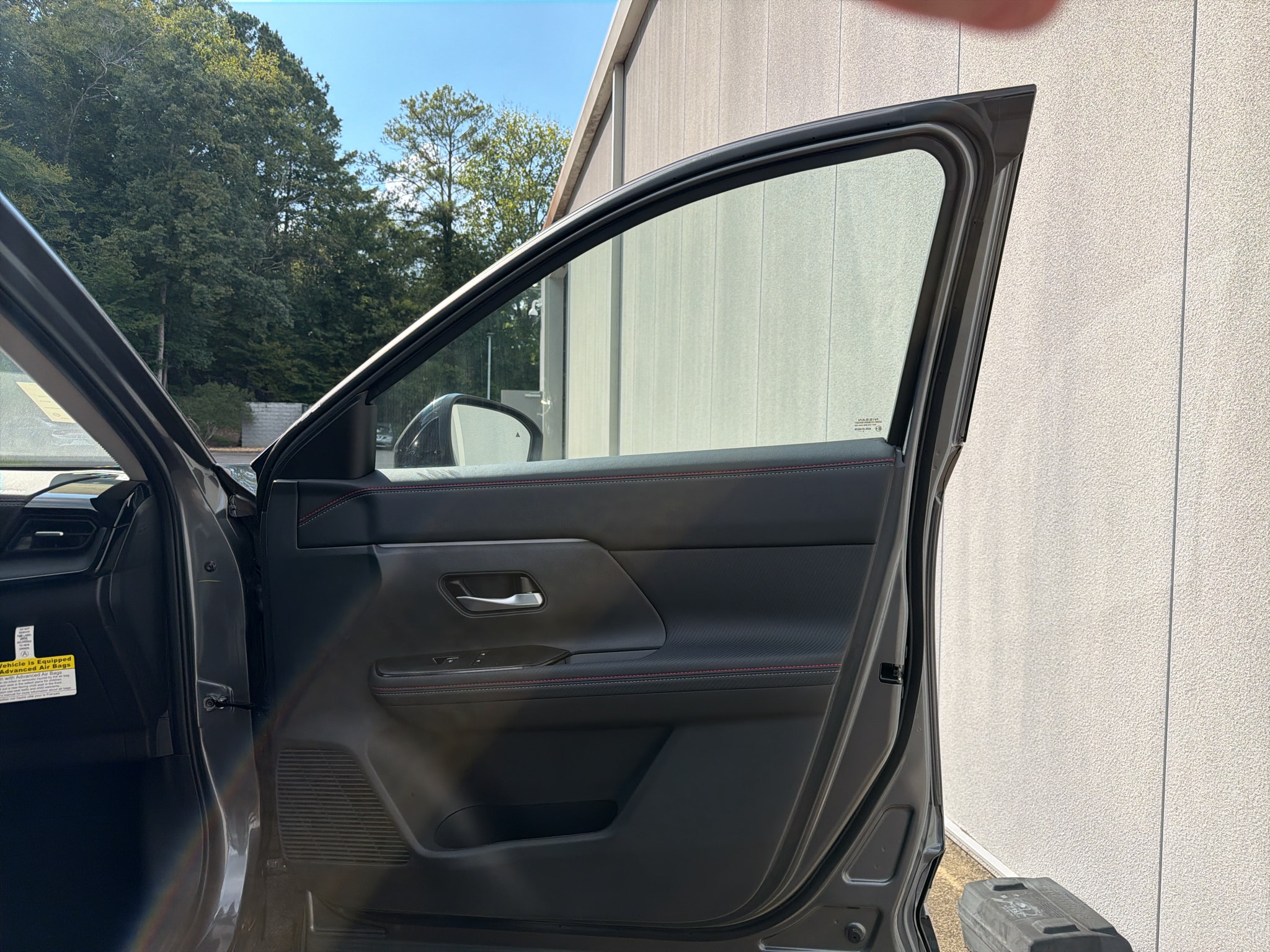 2026 Nissan KICKS SR - Photo 21
