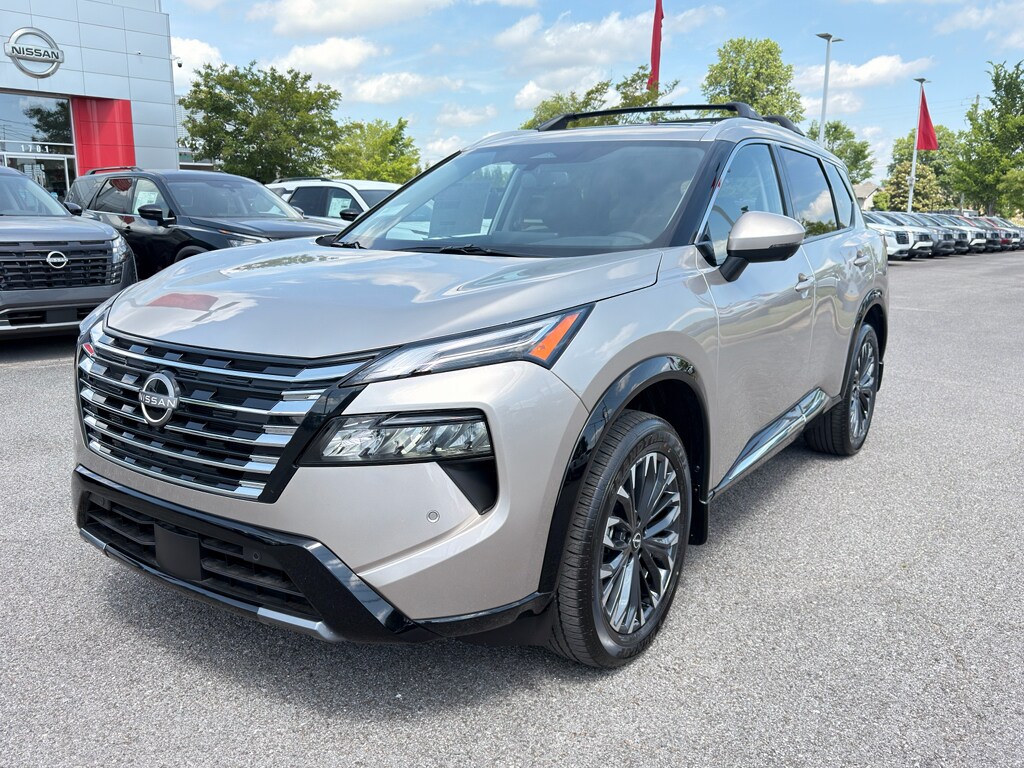 2026 Nissan Rogue Platinum - Photo 8
