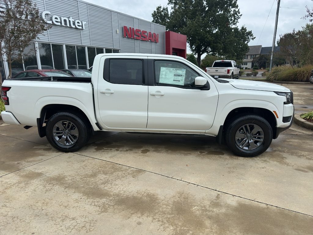New 2026 Nissan Frontier SV Crew Cab
