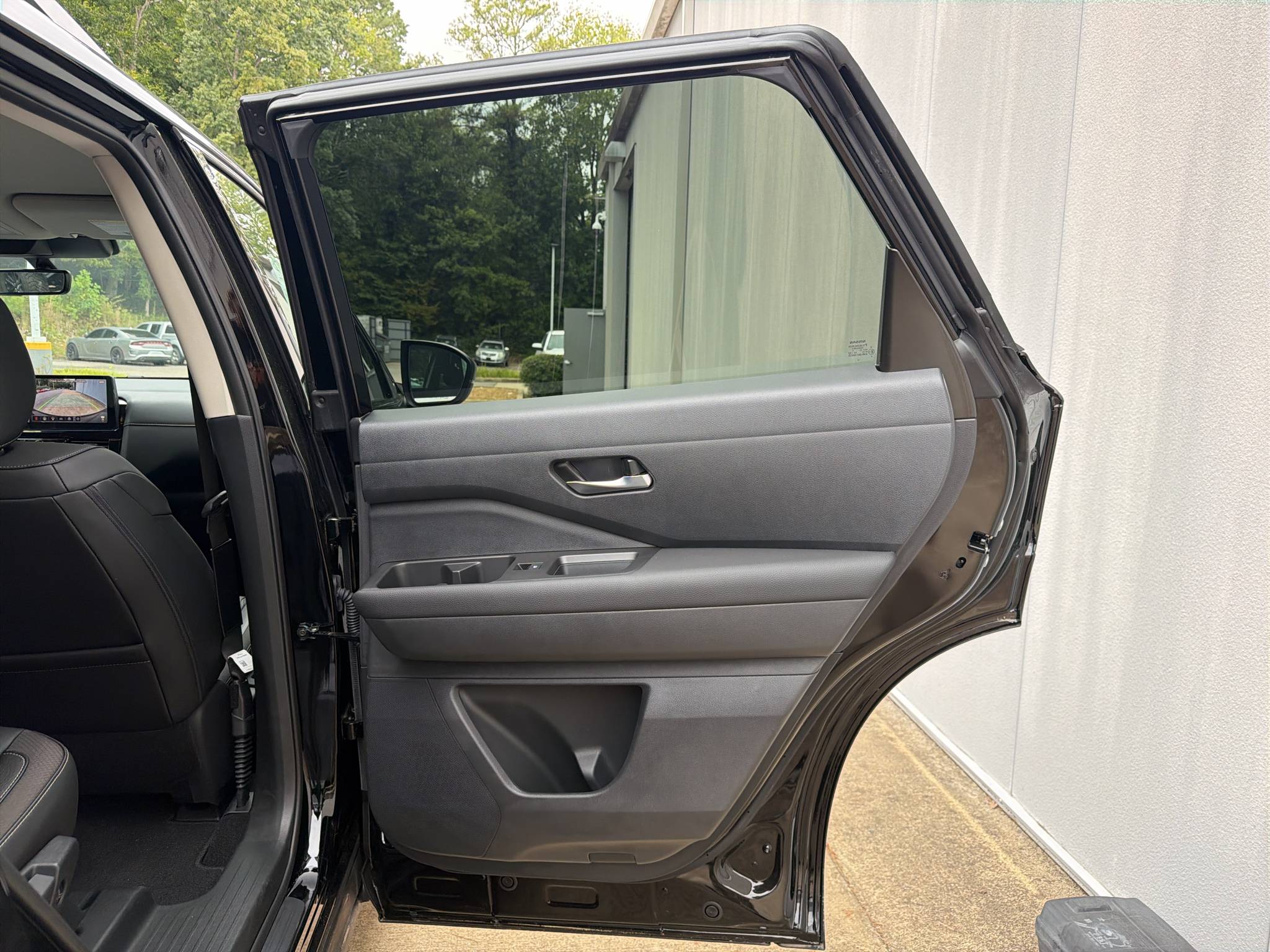 2026 Nissan Pathfinder SL - Photo 17