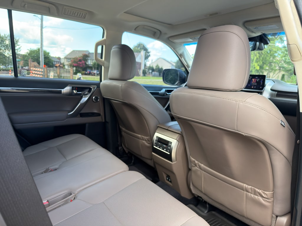2022 Lexus GX PREMIUM - Photo 18