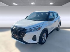 2025 Nissan Kicks Play S SUV