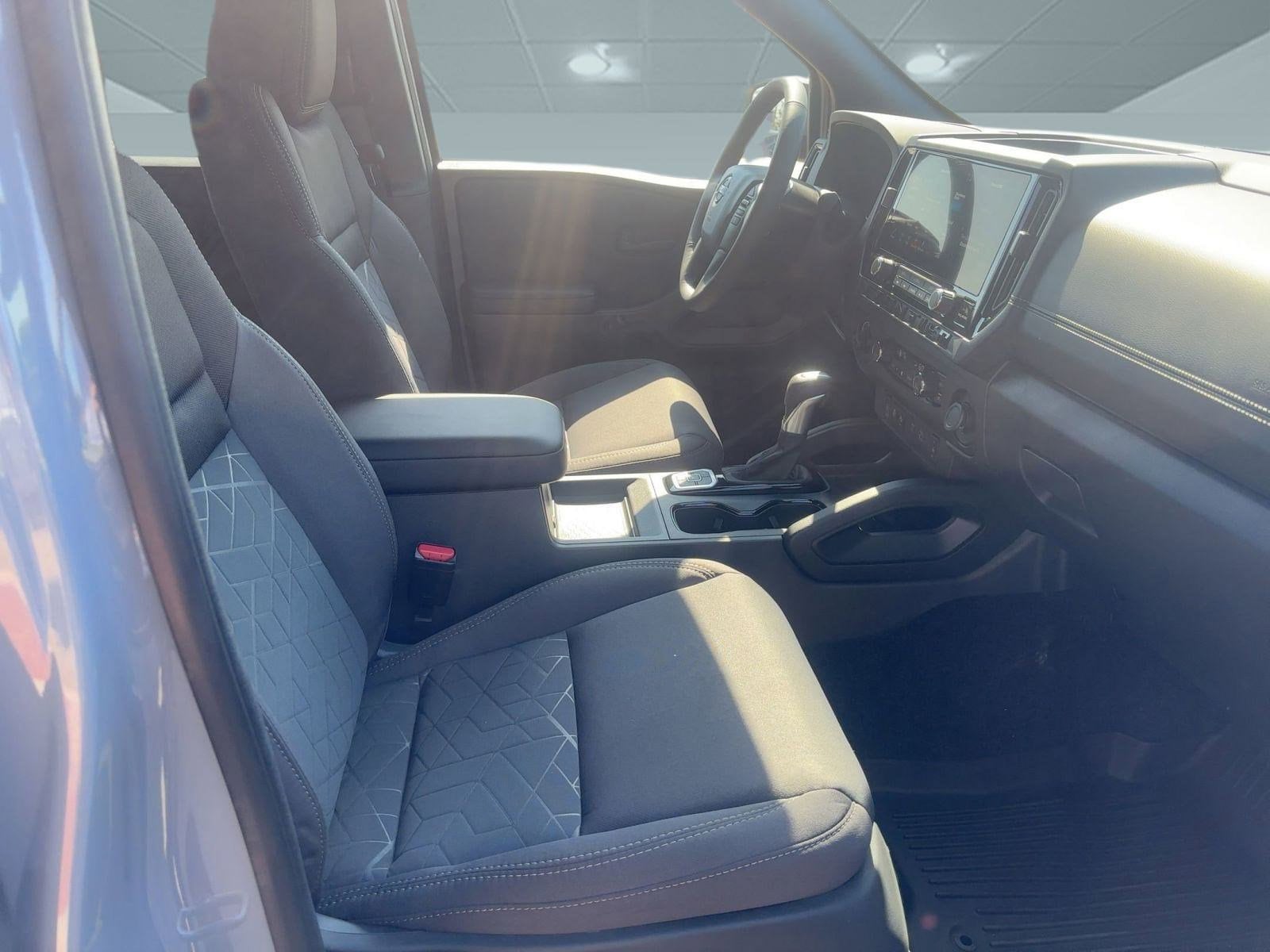 2026 Nissan Frontier SV - Photo 28