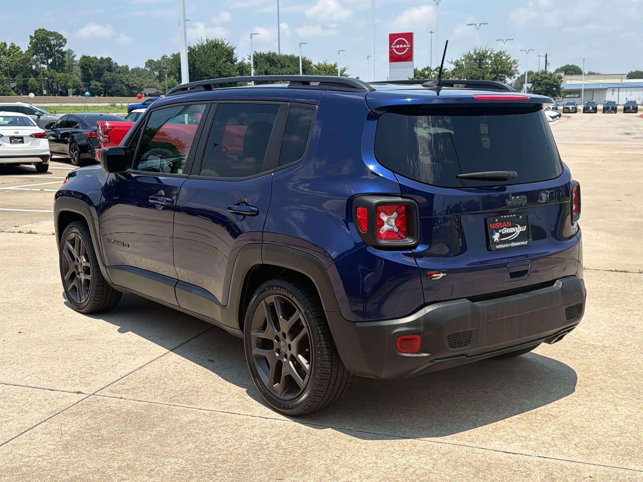 Renegade Latitude SUV