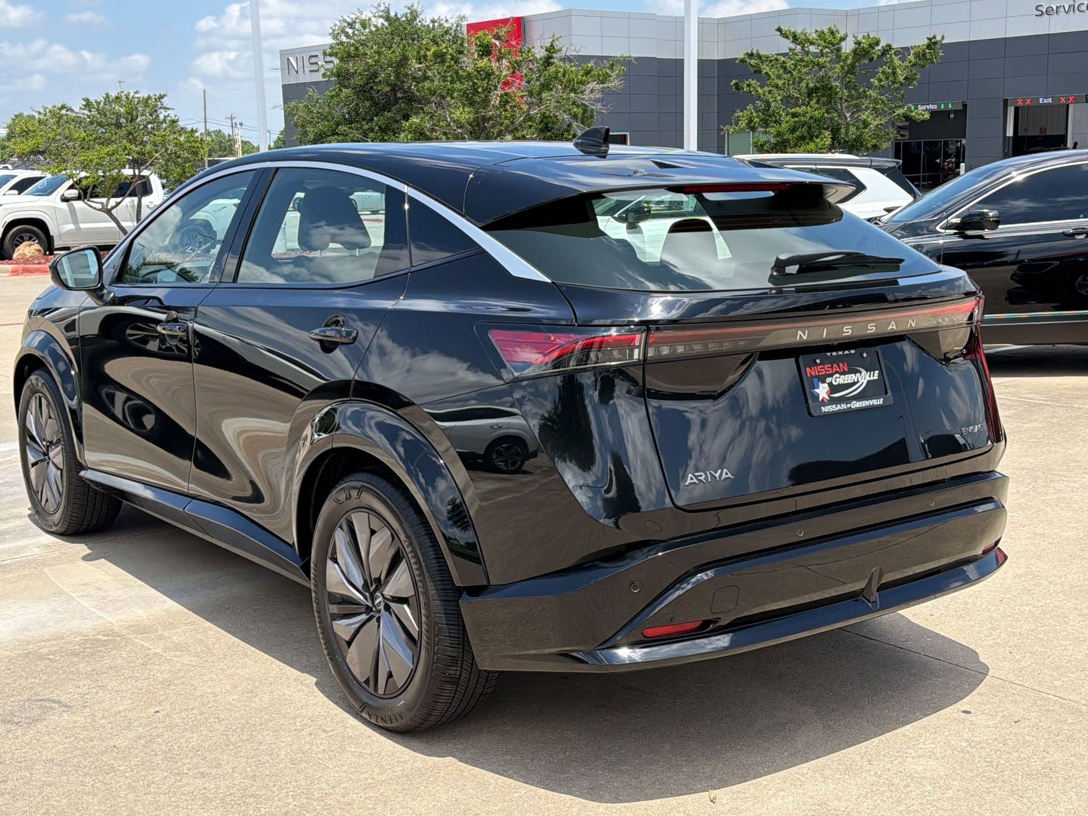Ariya ENGAGE SUV