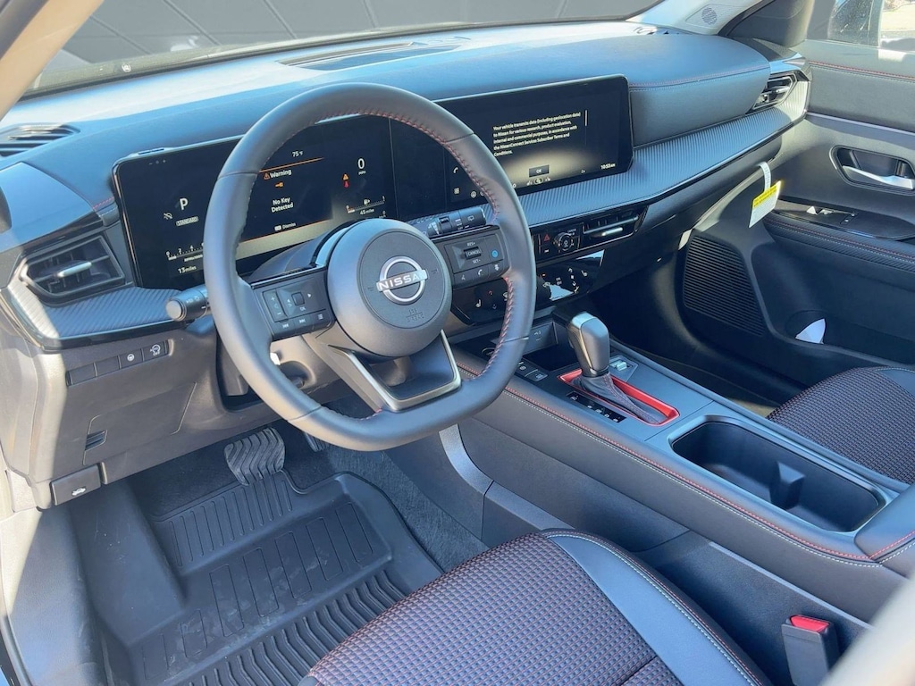 New 2026 Nissan Kicks SR SUV