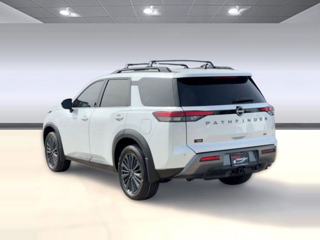 New 2026 Nissan Pathfinder SL SUV