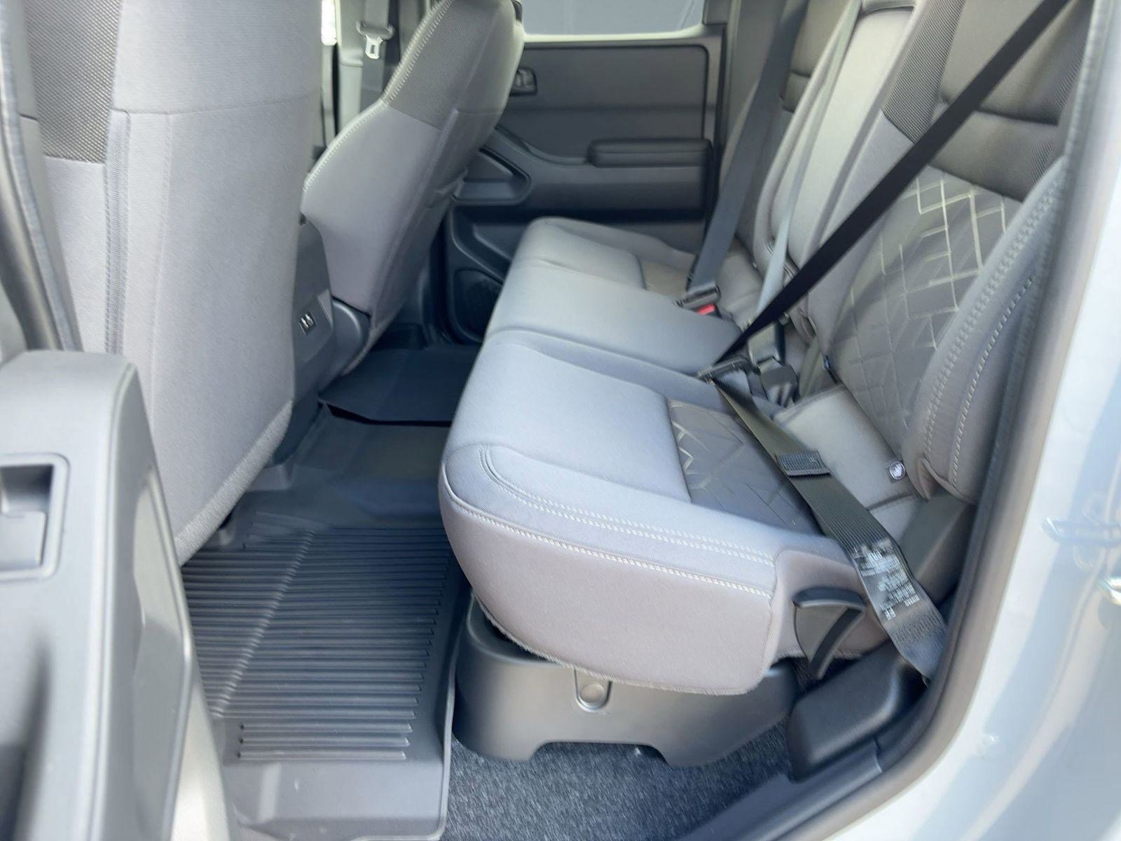 2026 Nissan Frontier SV - Photo 14