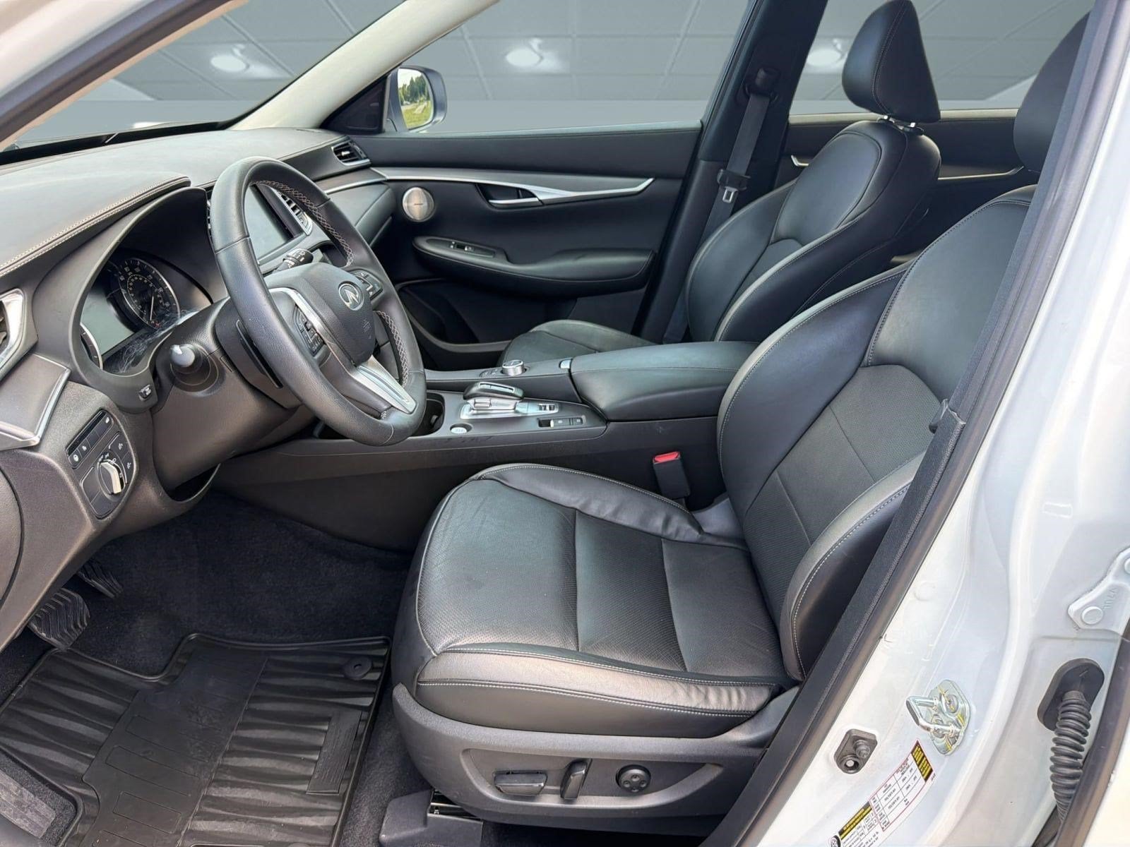 QX50 LUXE SUV