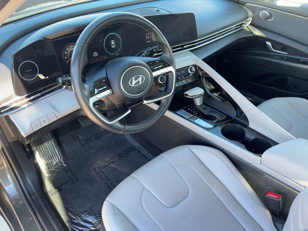 Used 2024 Hyundai Elantra Limited Sedan