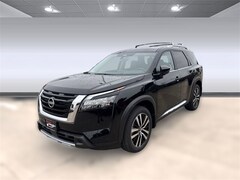 2025 Nissan Pathfinder Platinum SUV