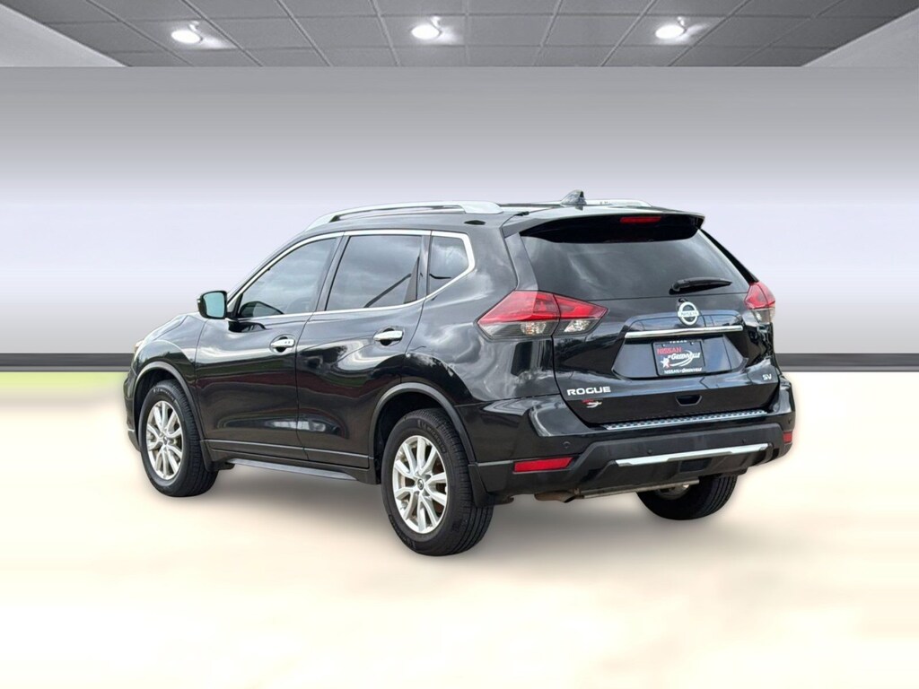 Used 2019 Nissan Rogue SV SUV