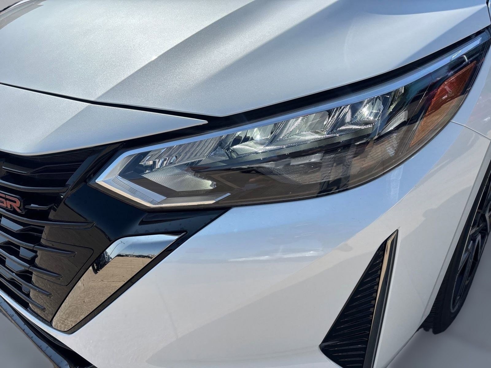 2025 Nissan Sentra SR - Photo 11