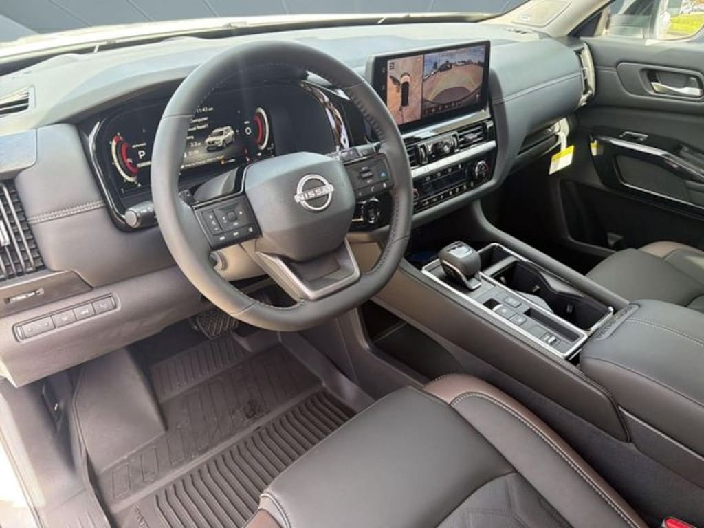 New 2026 Nissan Pathfinder Platinum SUV