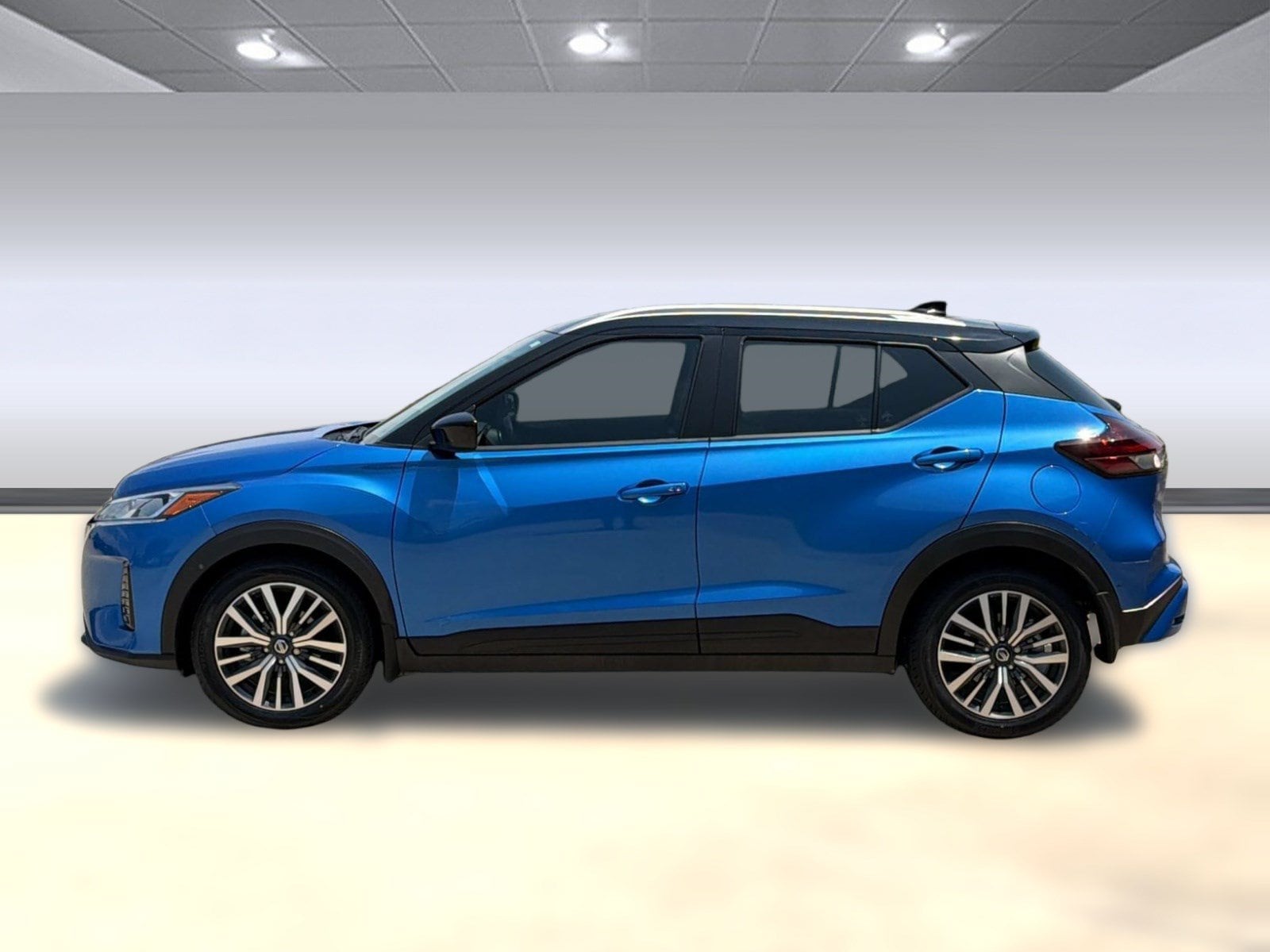 Used 2021 Nissan Kicks SV with VIN 3N1CP5CV6ML545984 for sale in Greenville, TX