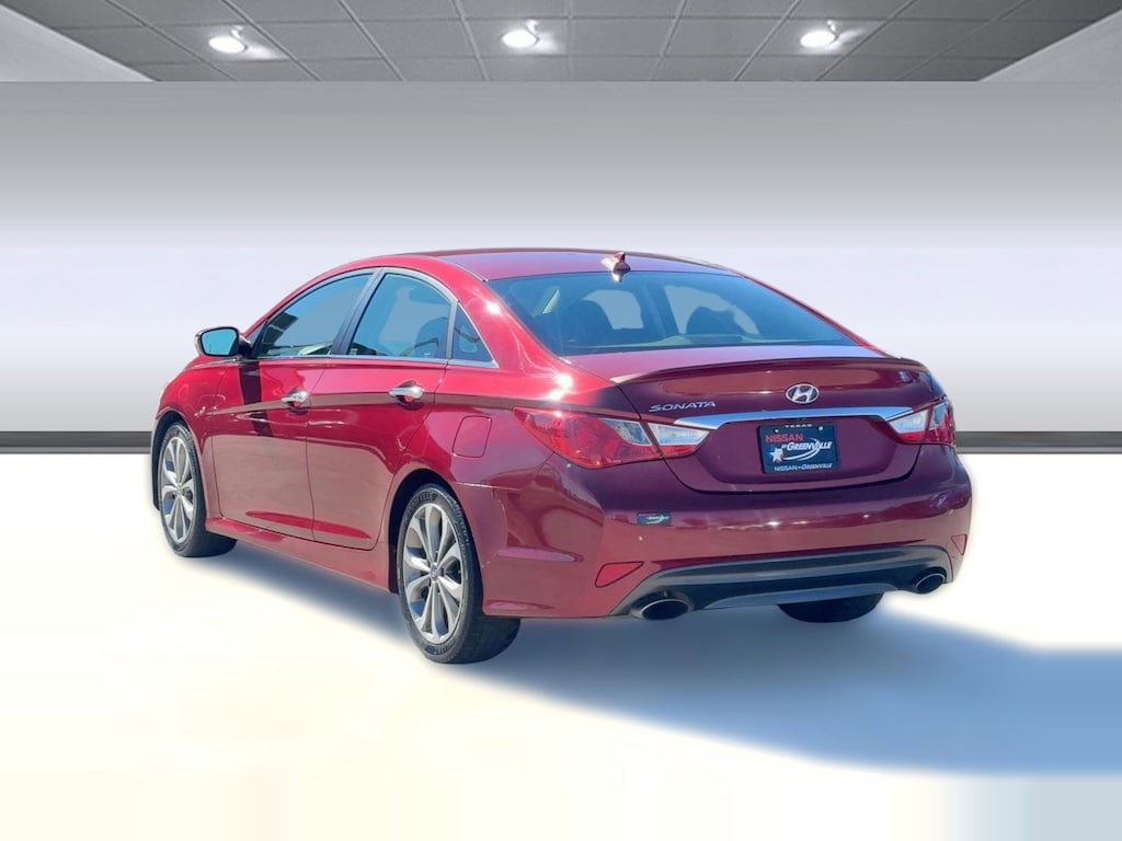 Used 2014 Hyundai Sonata SE Sedan