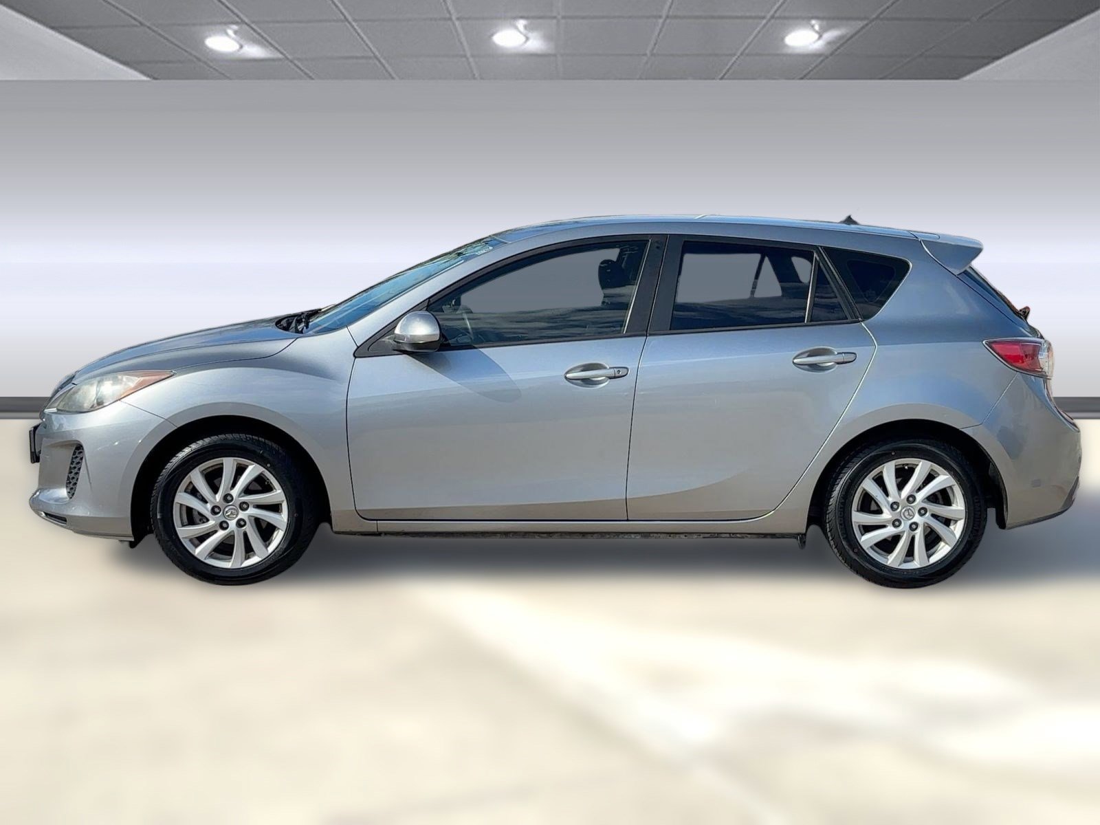 2012 Mazda Mazda3 Touring photo 2