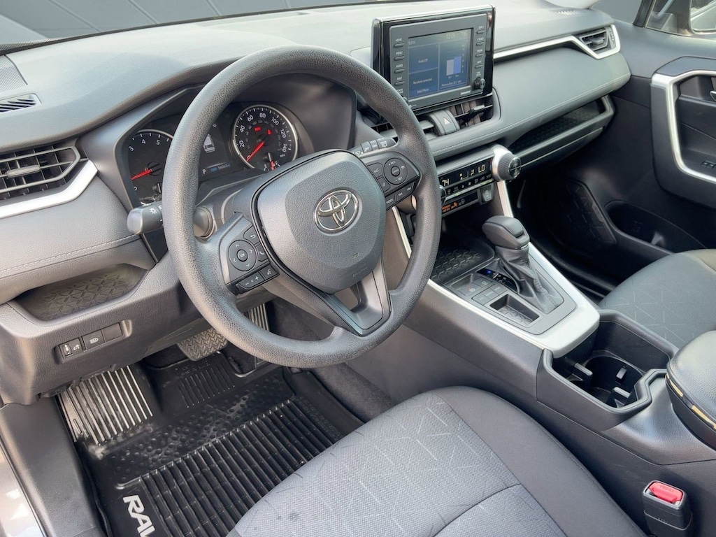 Used 2022 Toyota RAV4 XLE SUV