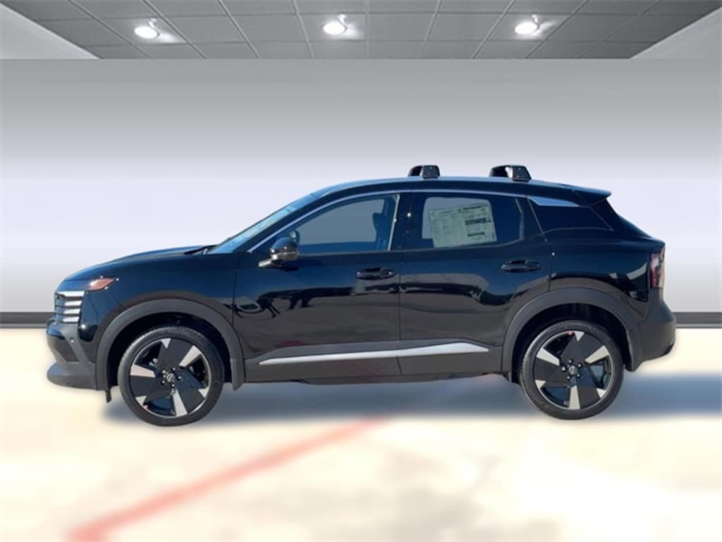 New 2026 Nissan Kicks SR SUV