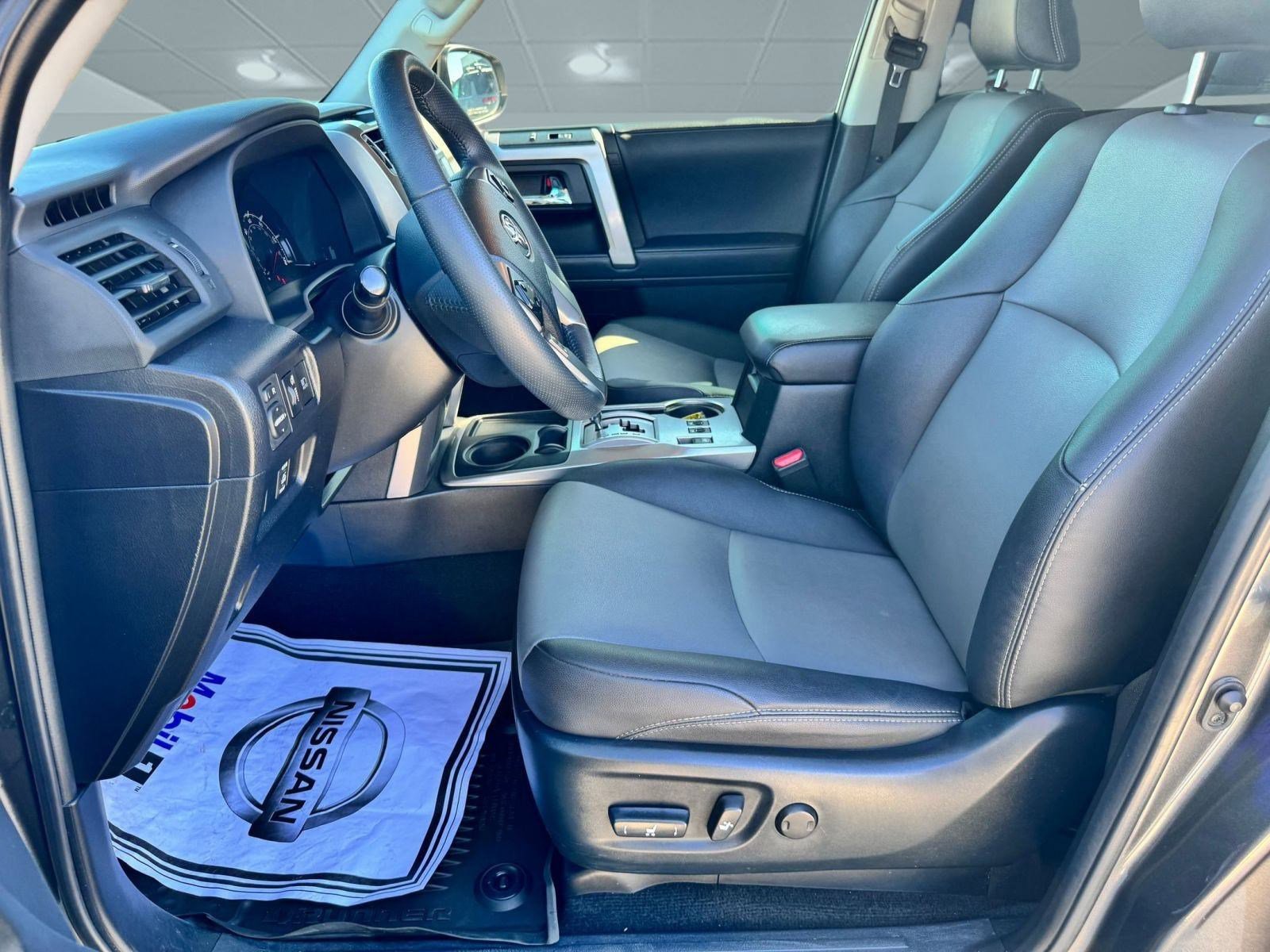 2021 Toyota 4Runner SR5 Premium photo 2