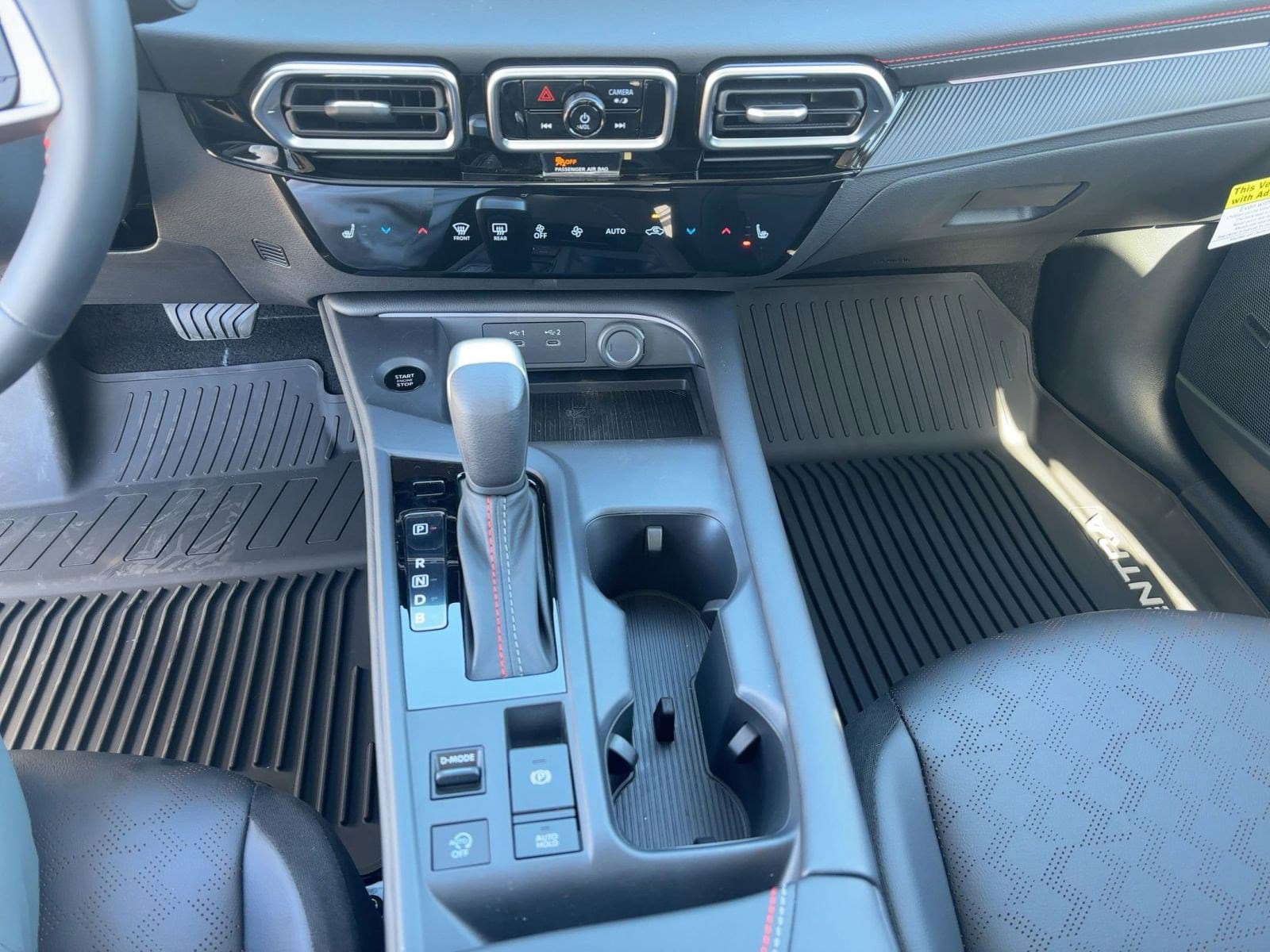 2026 Nissan Sentra SR - Photo 19