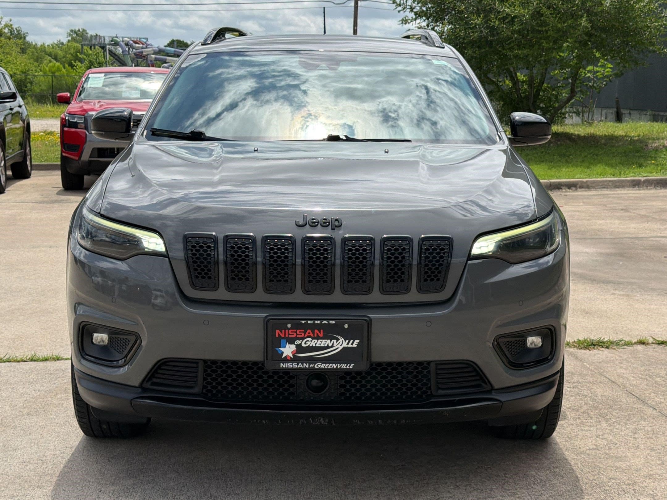Cherokee Altitude Lux SUV