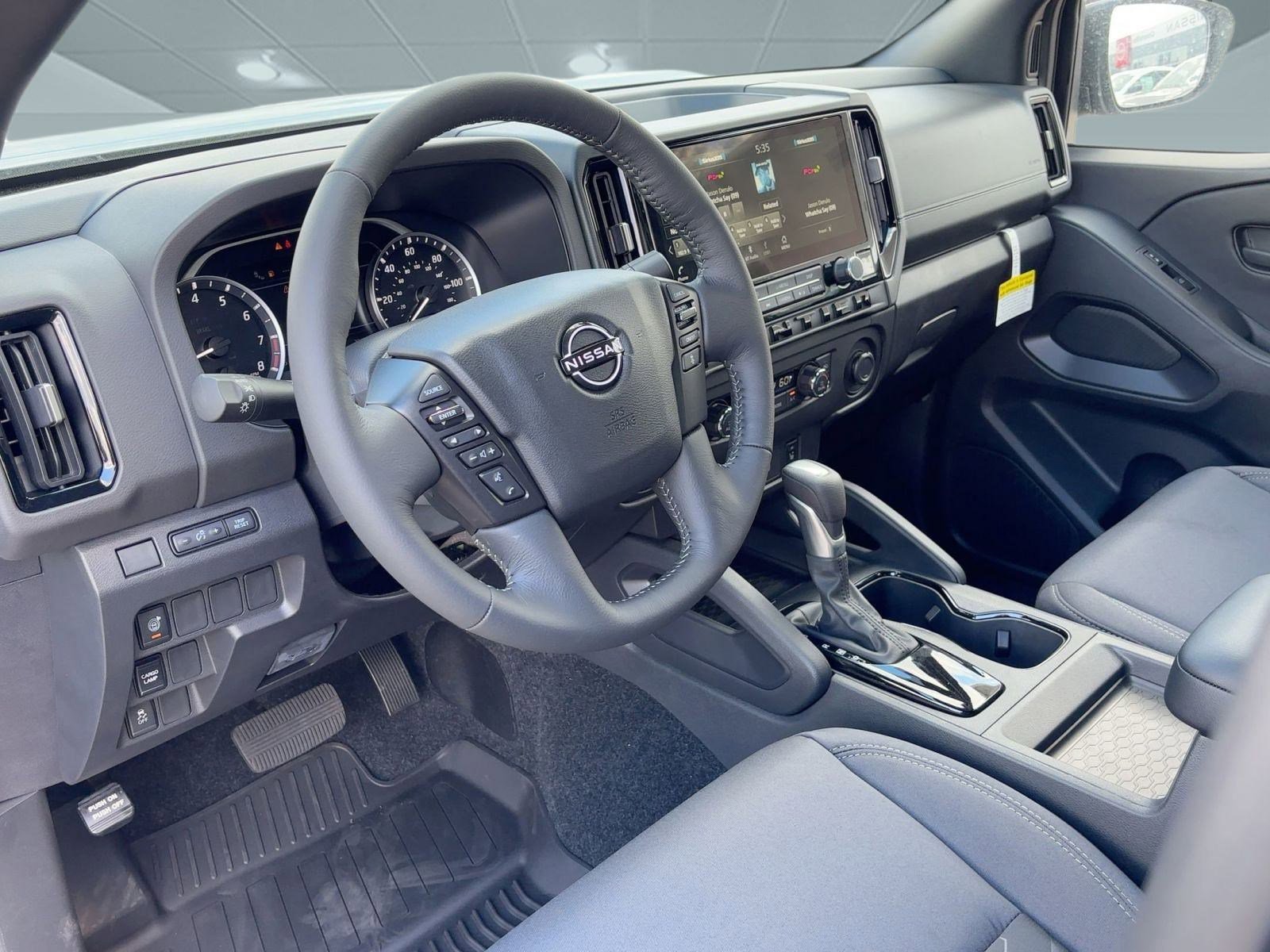 2026 Nissan Frontier SV - Photo 4