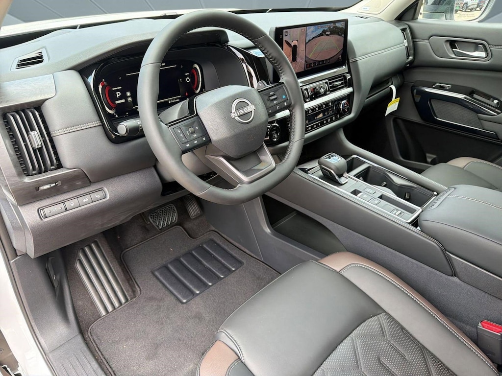 New 2026 Nissan Pathfinder Platinum SUV