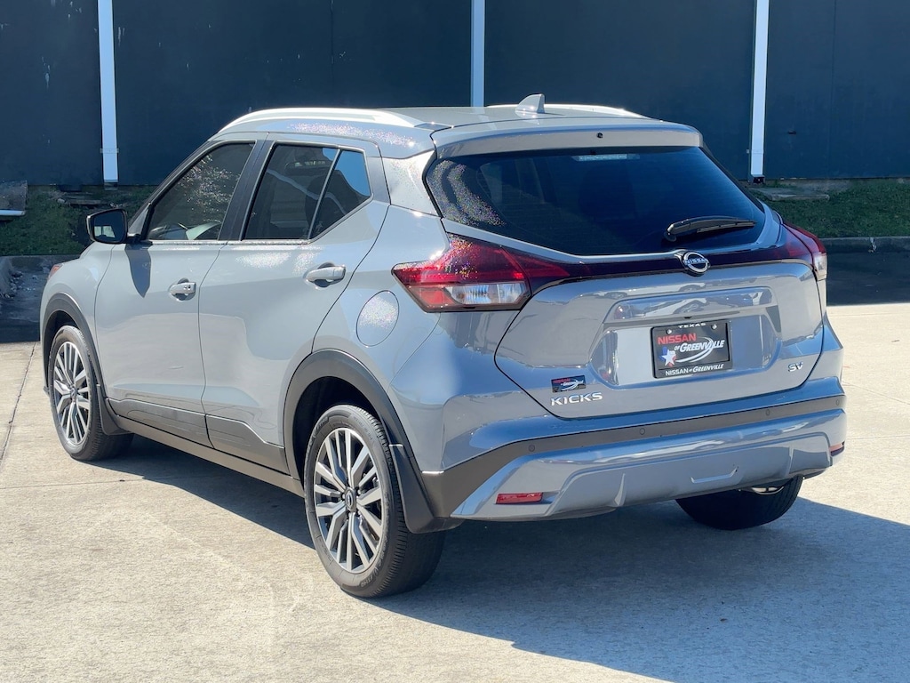 Used 2024 Nissan Kicks SV SUV