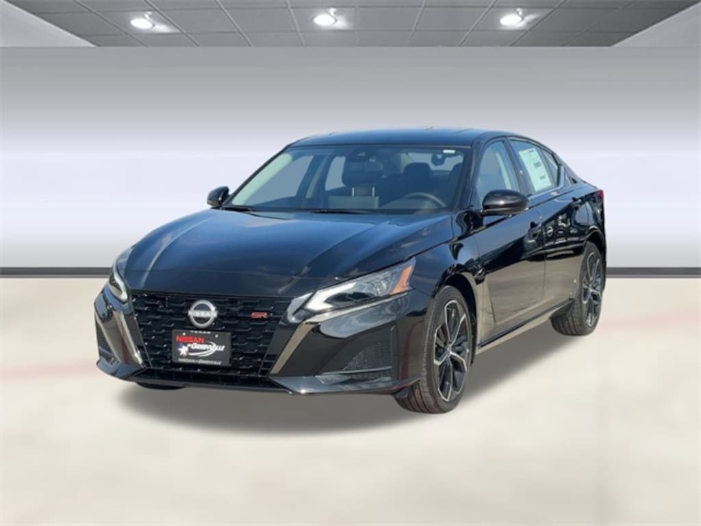 New 2025 Nissan Altima SR Sedan