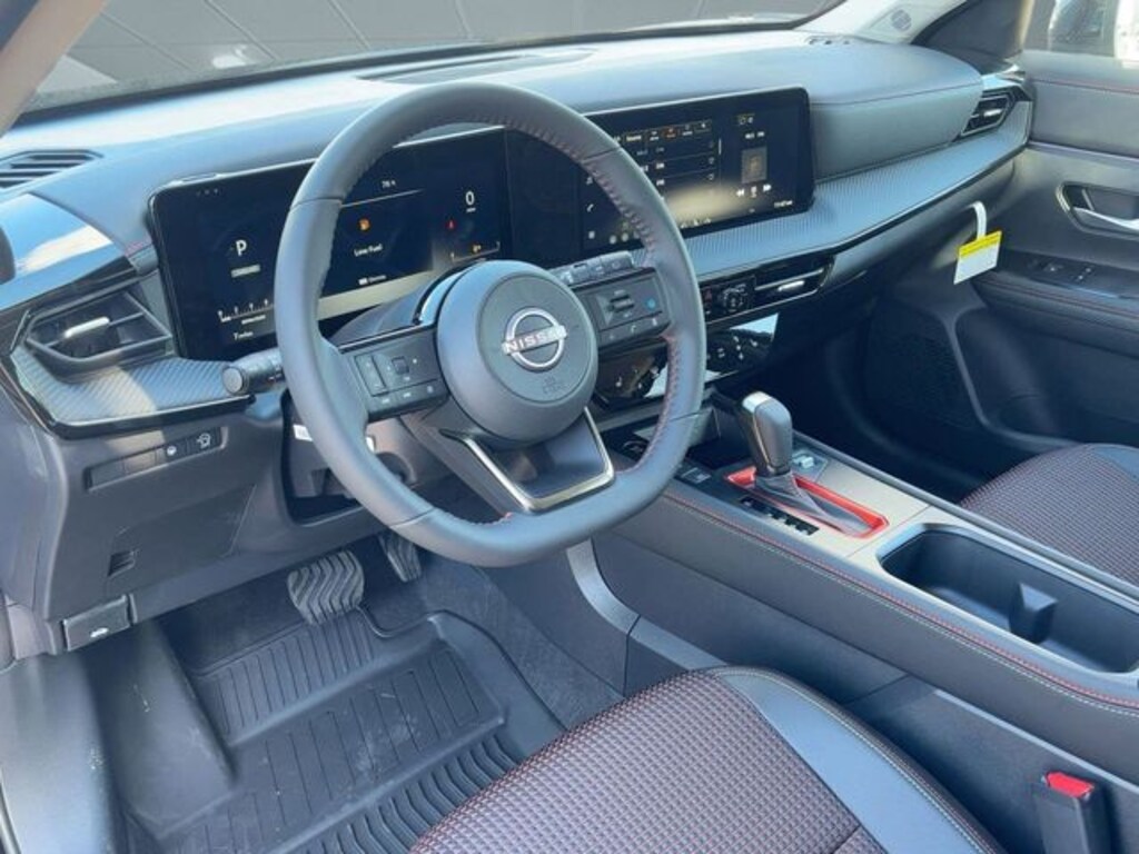 New 2026 Nissan Kicks SR SUV