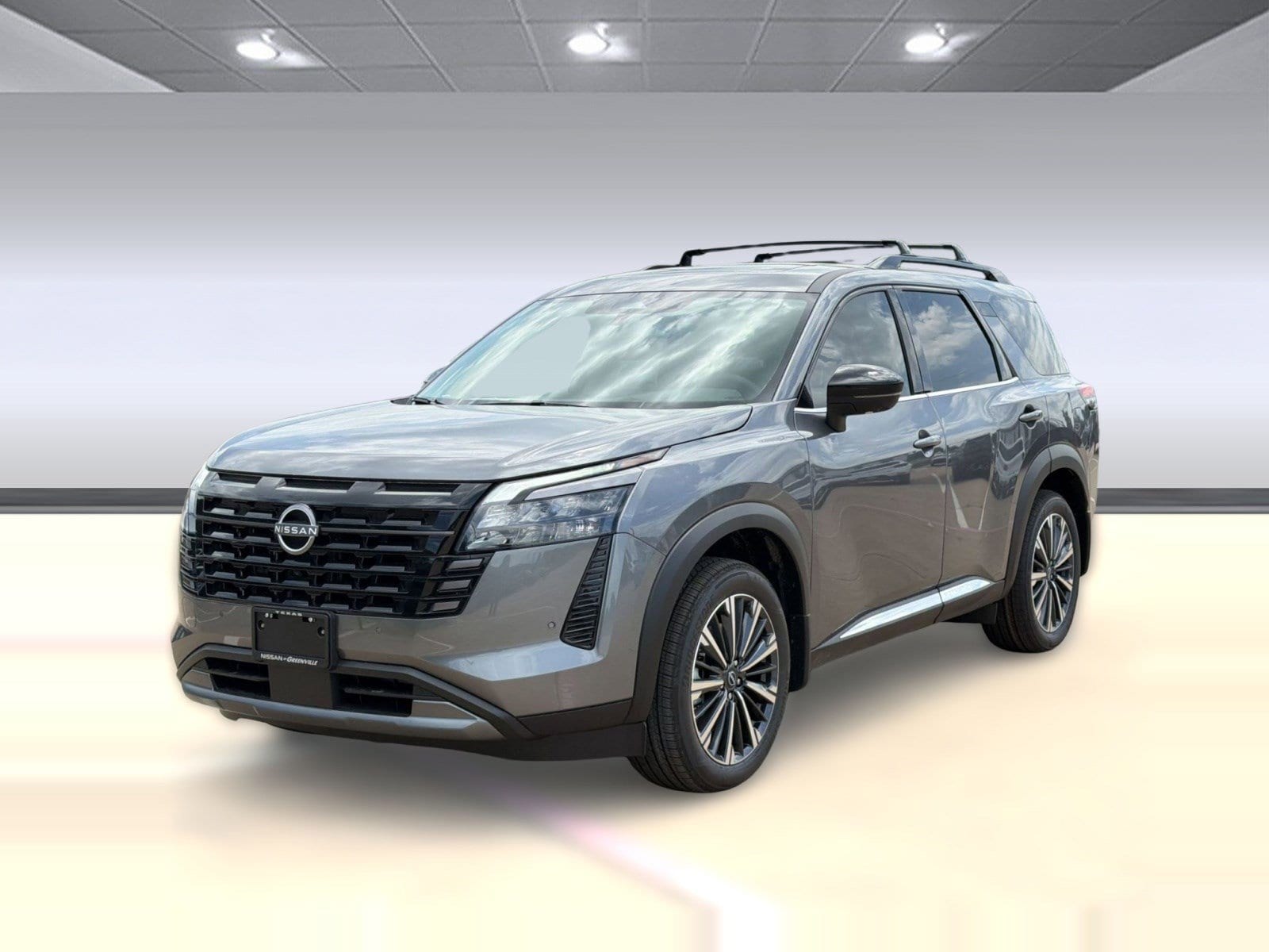 2026 Nissan Pathfinder Platinum 2WD's photo