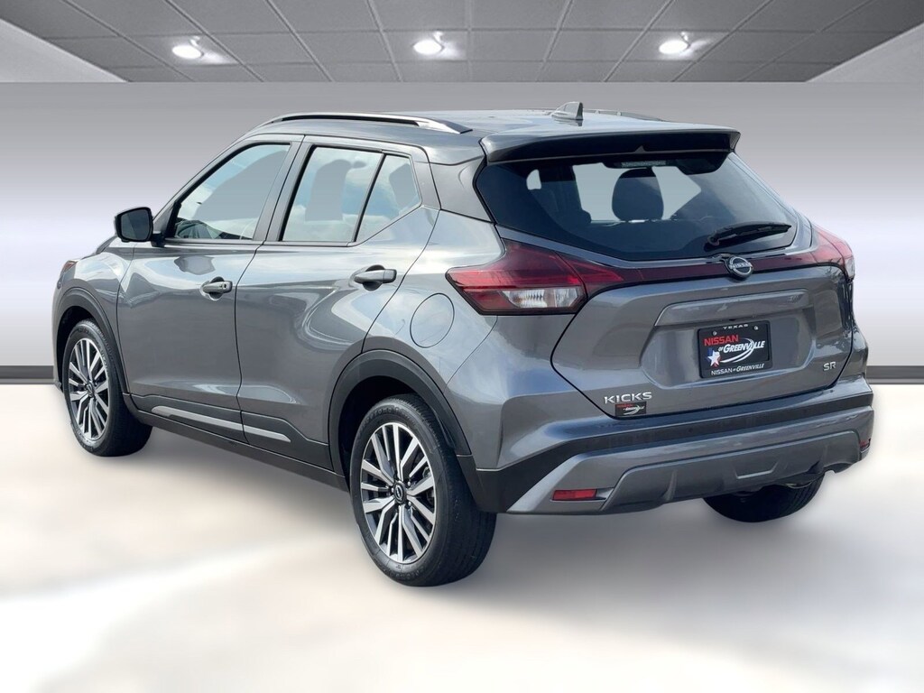 Used 2024 Nissan Kicks SR SUV