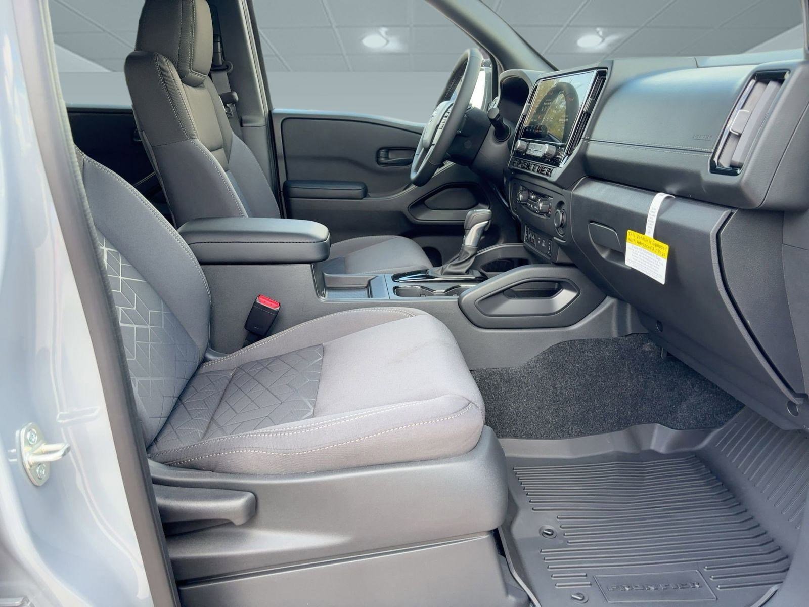 2026 Nissan Frontier SV - Photo 28