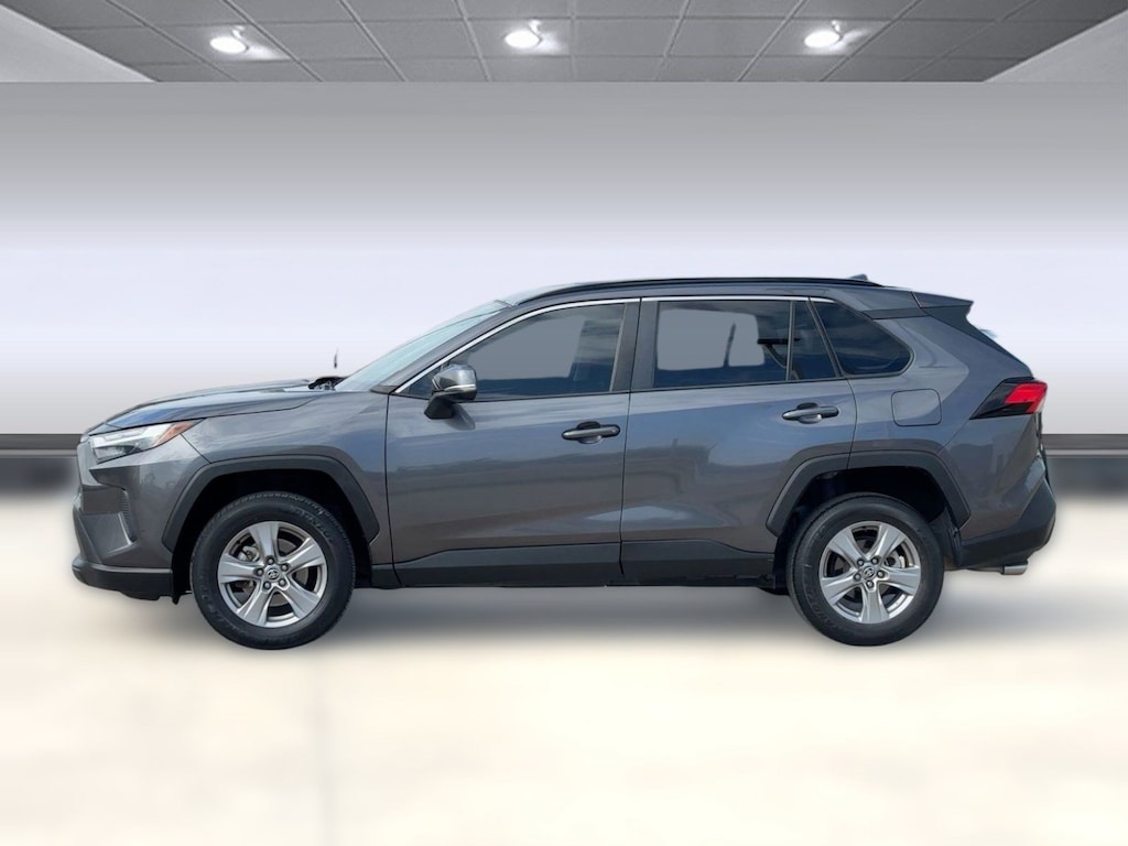 Used 2022 Toyota RAV4 XLE SUV