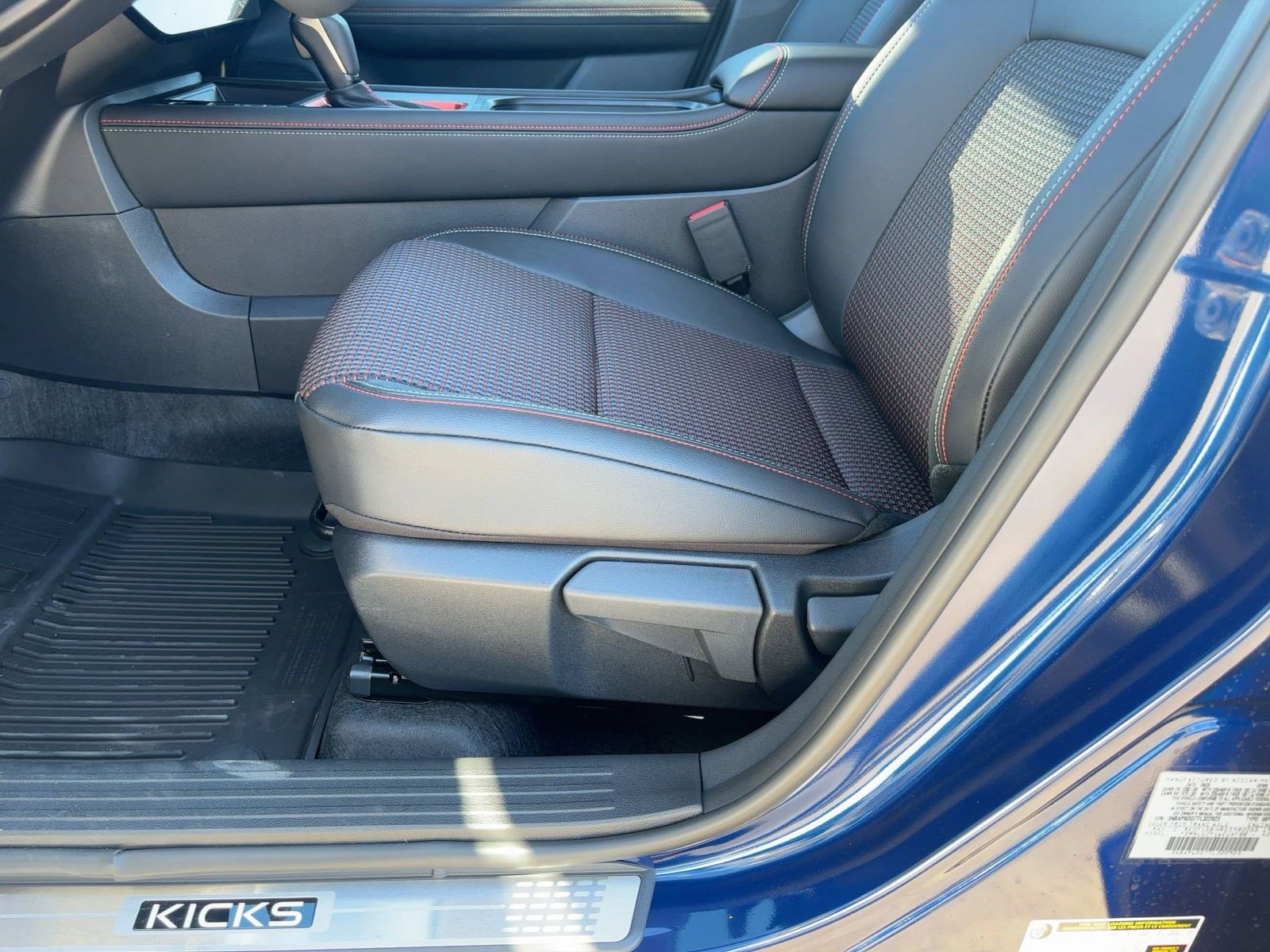 2026 Nissan KICKS SR AWD - Photo 14