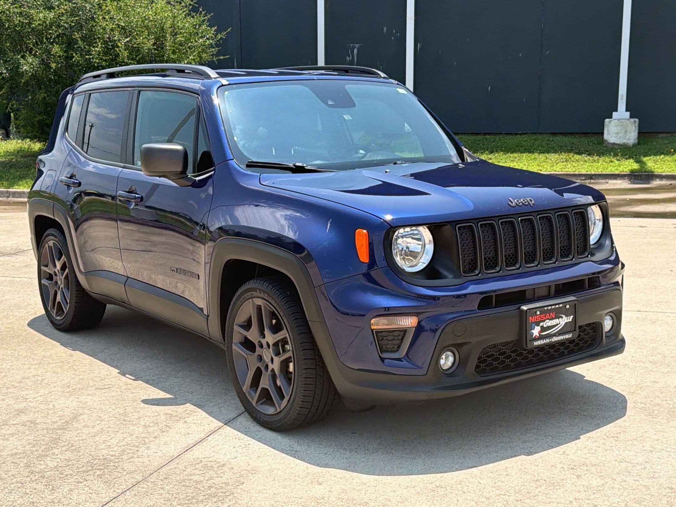 Renegade Latitude SUV