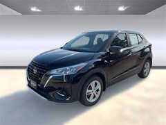 2025 Nissan Kicks Play S SUV