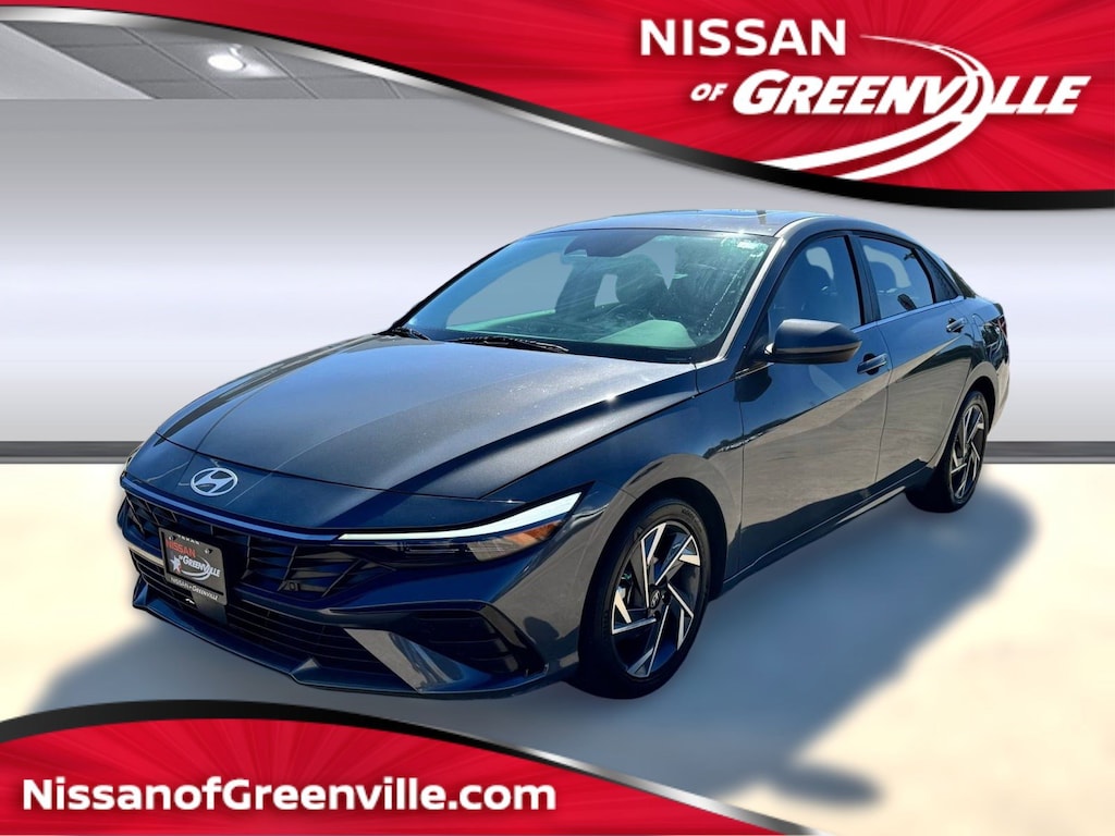 Used 2025 Hyundai Elantra SEL Convenience Sedan