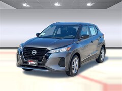 2025 Nissan Kicks Play S SUV
