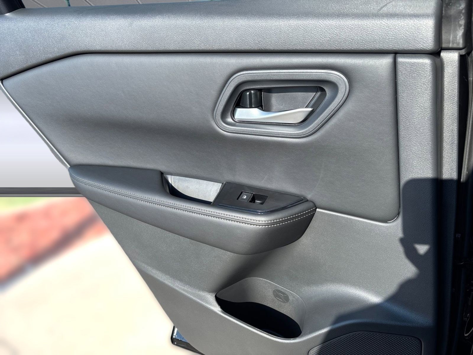 2026 Nissan Rogue SV - Photo 21