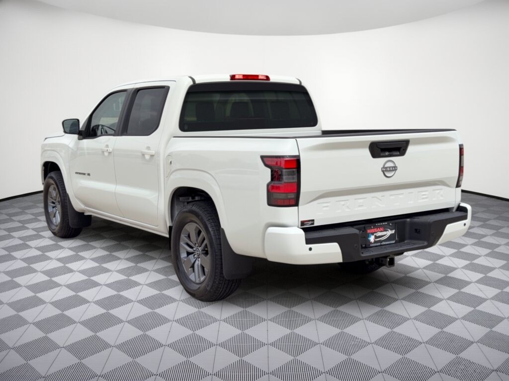 New 2027 Nissan Frontier SV Truck Crew Cab
