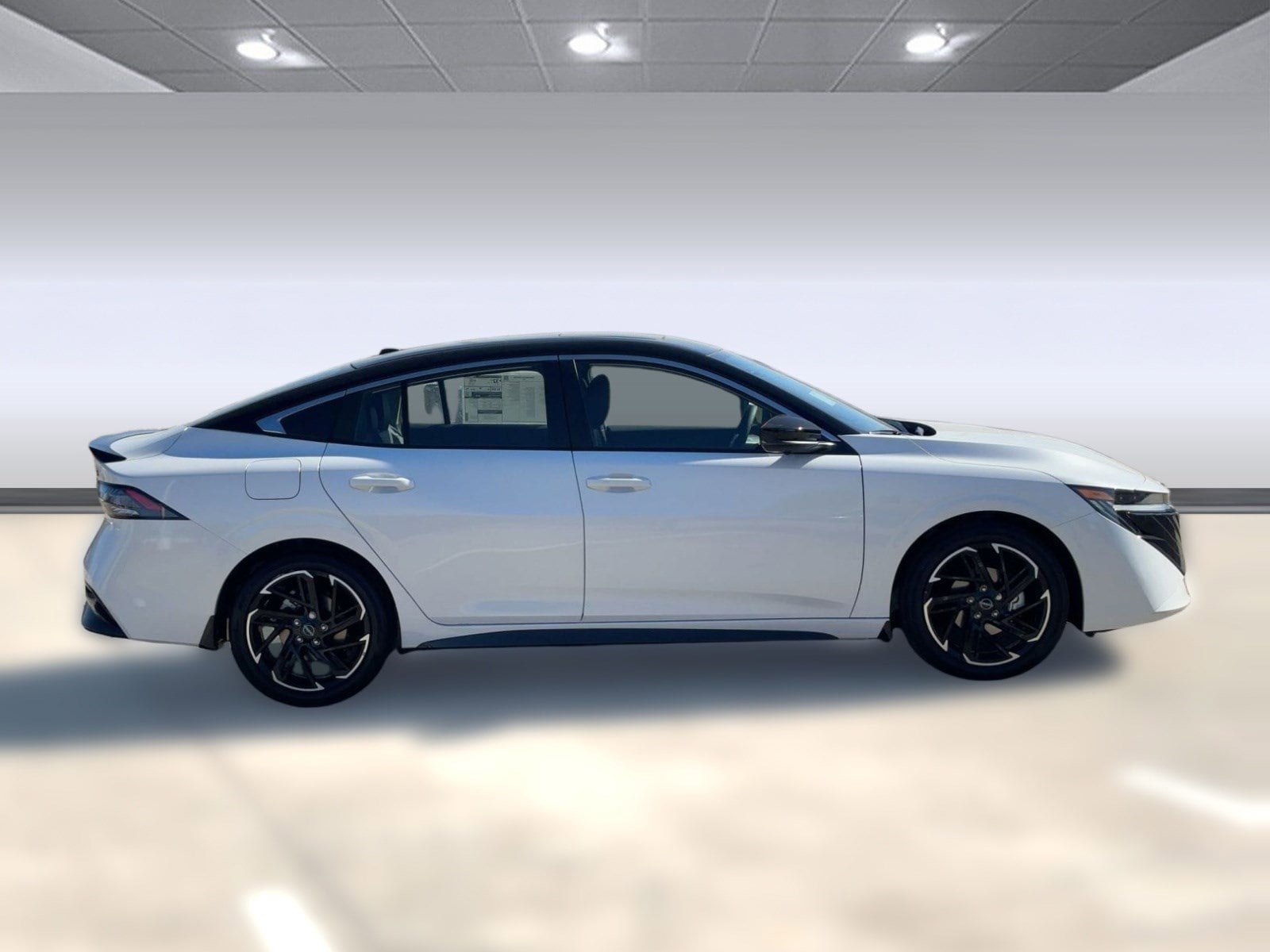 2026 Nissan Sentra SR - Photo 8