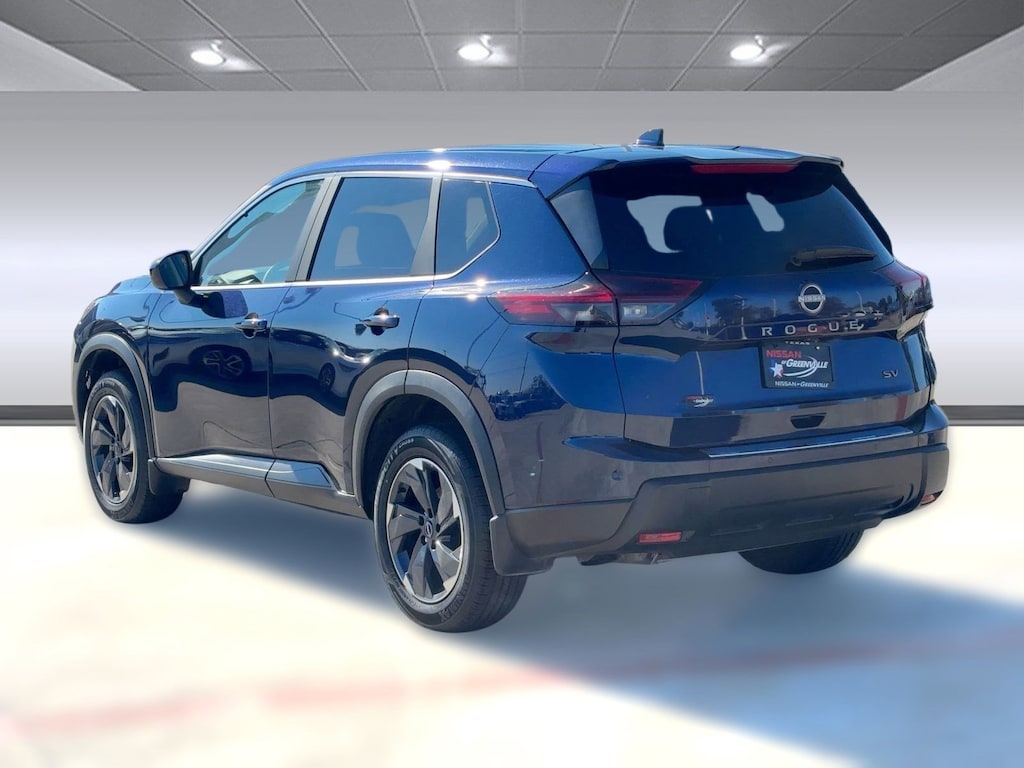 Used 2024 Nissan Rogue SV SUV