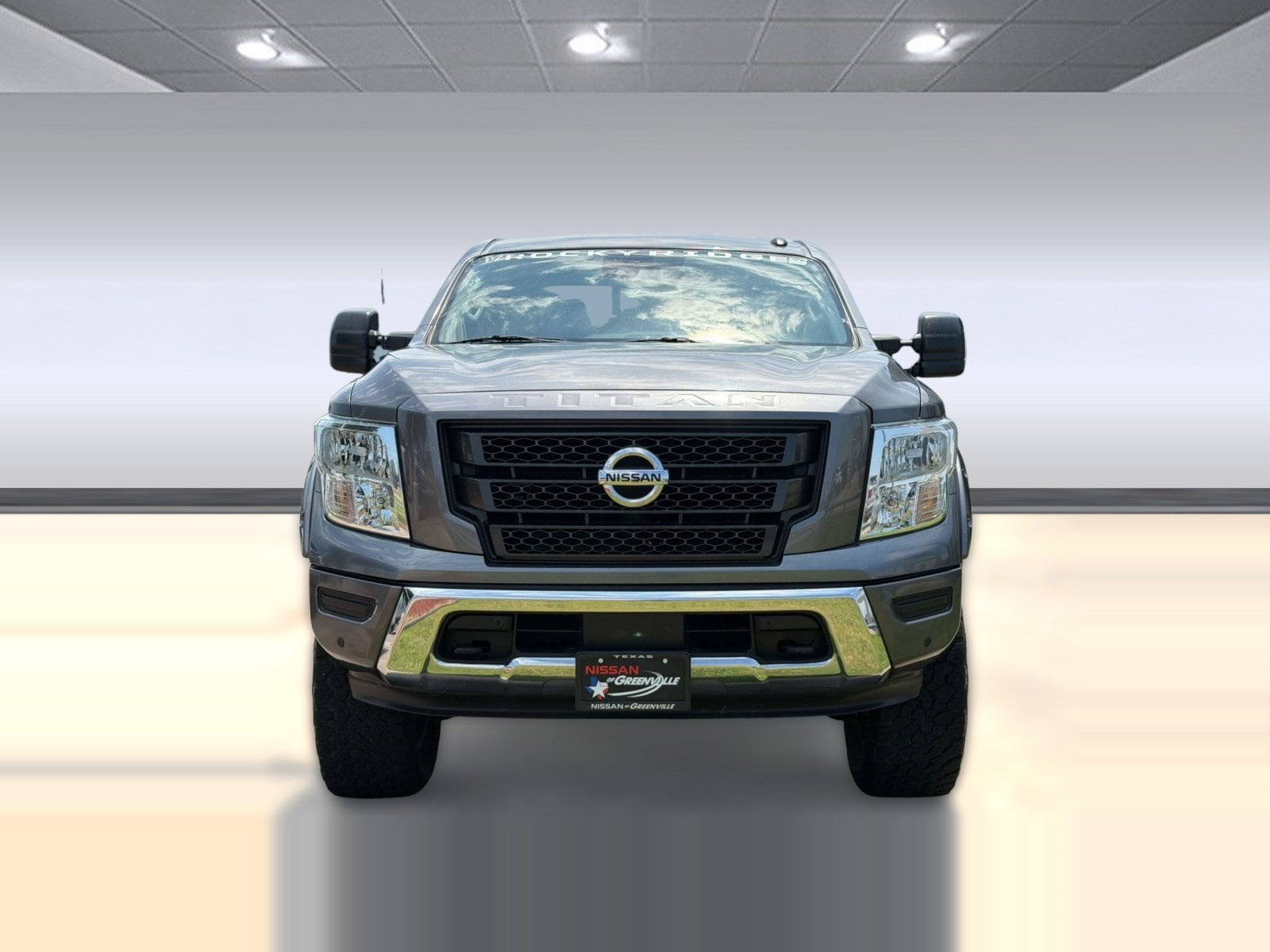 Titan SV Truck Crew Cab