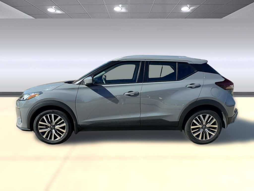 Used 2023 Nissan Kicks SV SUV